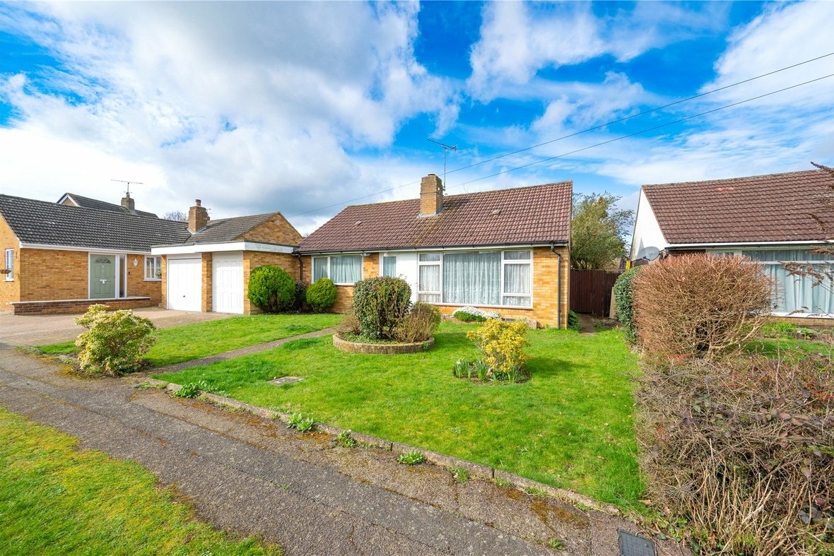 2 Bedroom Bungalow New InstructionBungalow New Instruction in Swans Close, St. Albans, Hertfordshire - View 16 - Collinson Hall