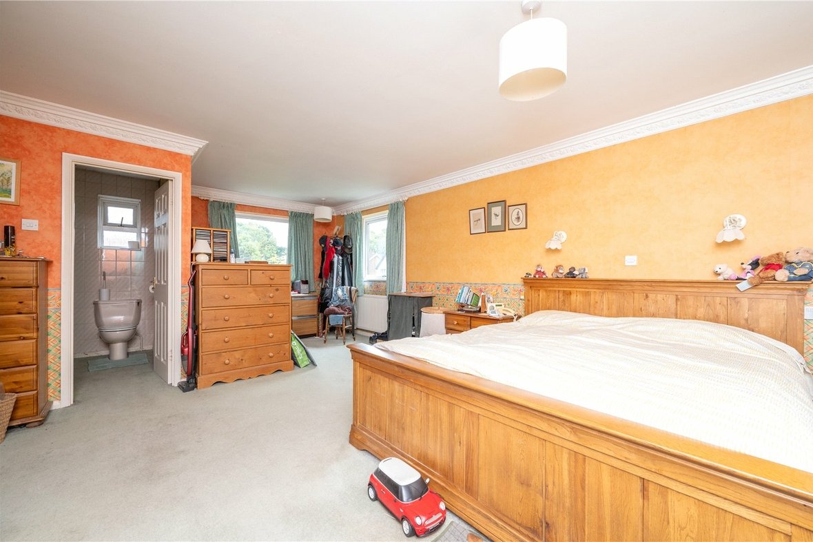4 Bedroom House New InstructionHouse New Instruction in Mount Pleasant Lane, Bricket Wood, St. Albans - View 8 - Collinson Hall