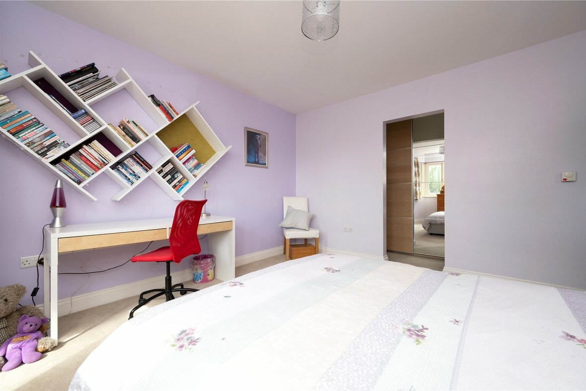5 Bedroom House Sold Subject to ContractHouse Sold Subject to Contract in Beaumont Avenue, St. Albans, Hertfordshire - View 25 - Collinson Hall