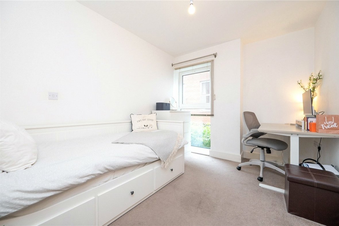 2 Bedroom Apartment For SaleApartment For Sale in Charrington Place, St. Albans, Hertfordshire - View 10 - Collinson Hall