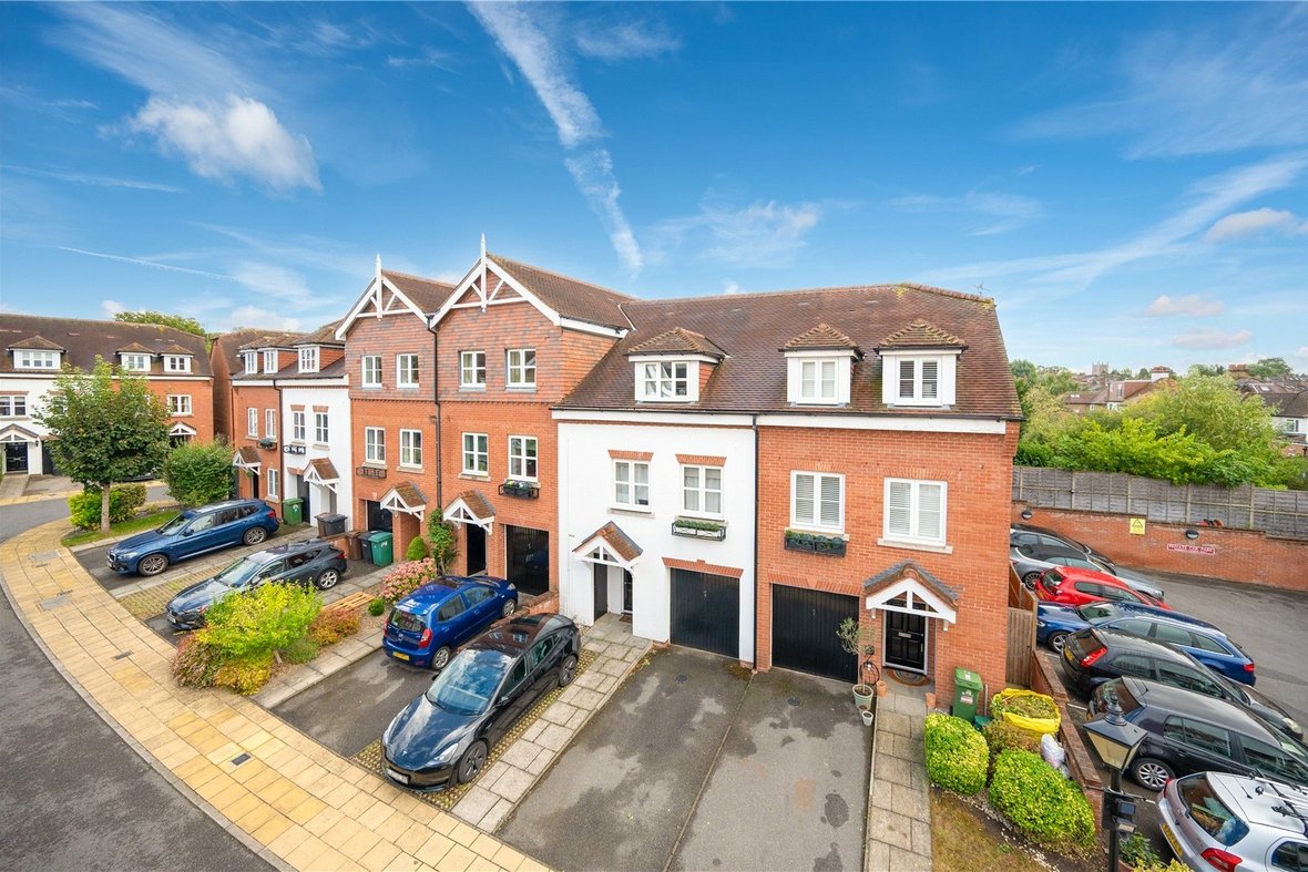 3 Bedroom House Sold Subject to ContractHouse Sold Subject to Contract in Pegasus Place, St. Albans, Hertfordshire - View 1 - Collinson Hall