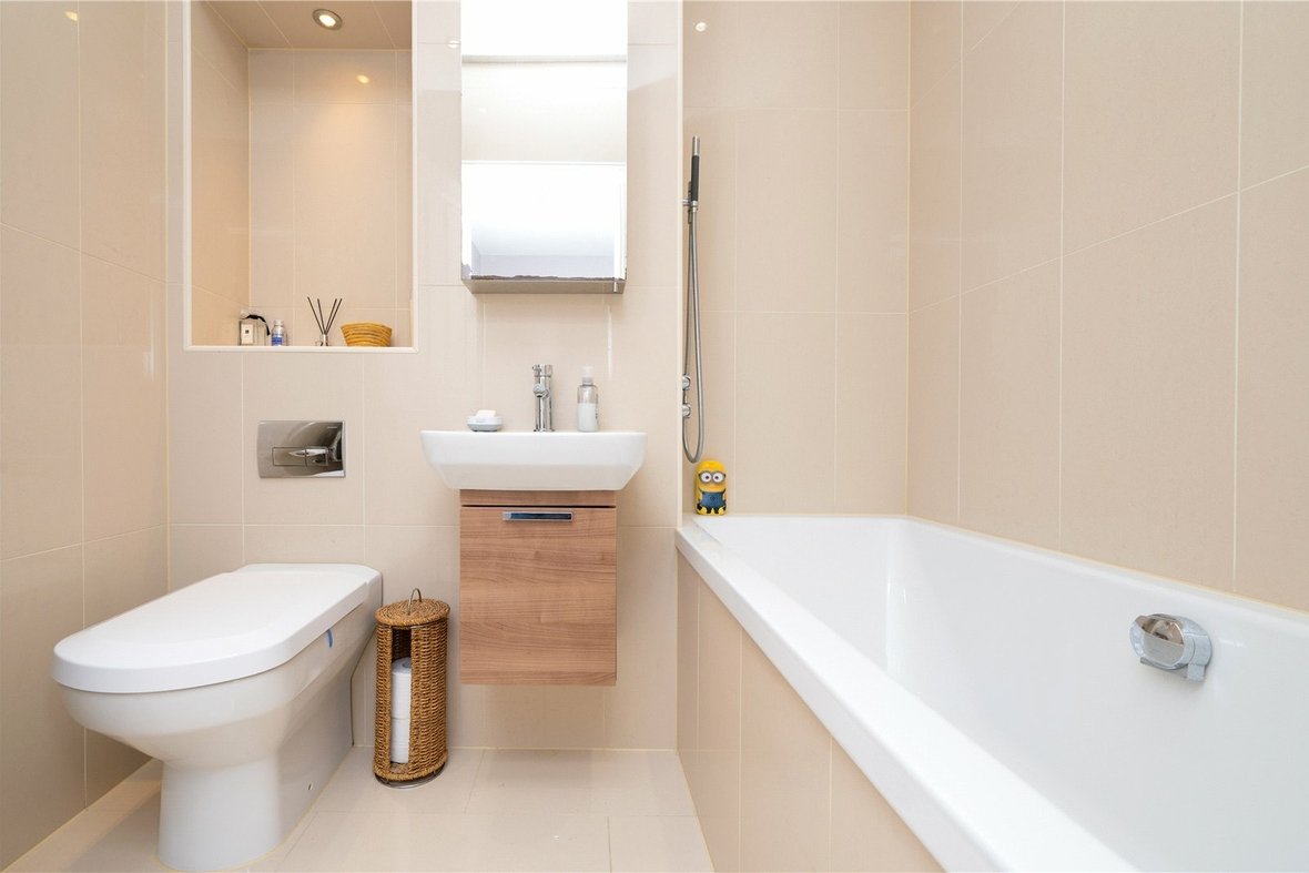 3 Bedroom House New InstructionHouse New Instruction in Lynch Court, Princess Diana Drive, St. Albans - View 13 - Collinson Hall