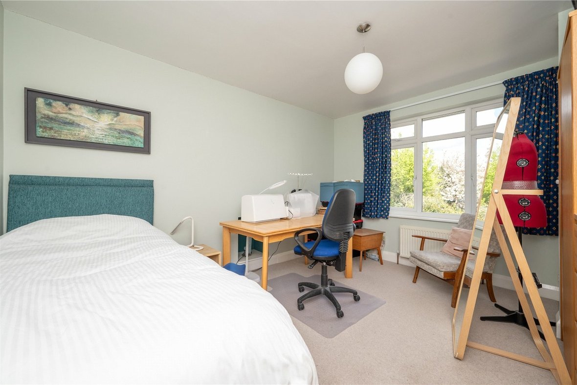 4 Bedroom House For SaleHouse For Sale in Green Lane, St. Albans, Hertfordshire - View 10 - Collinson Hall