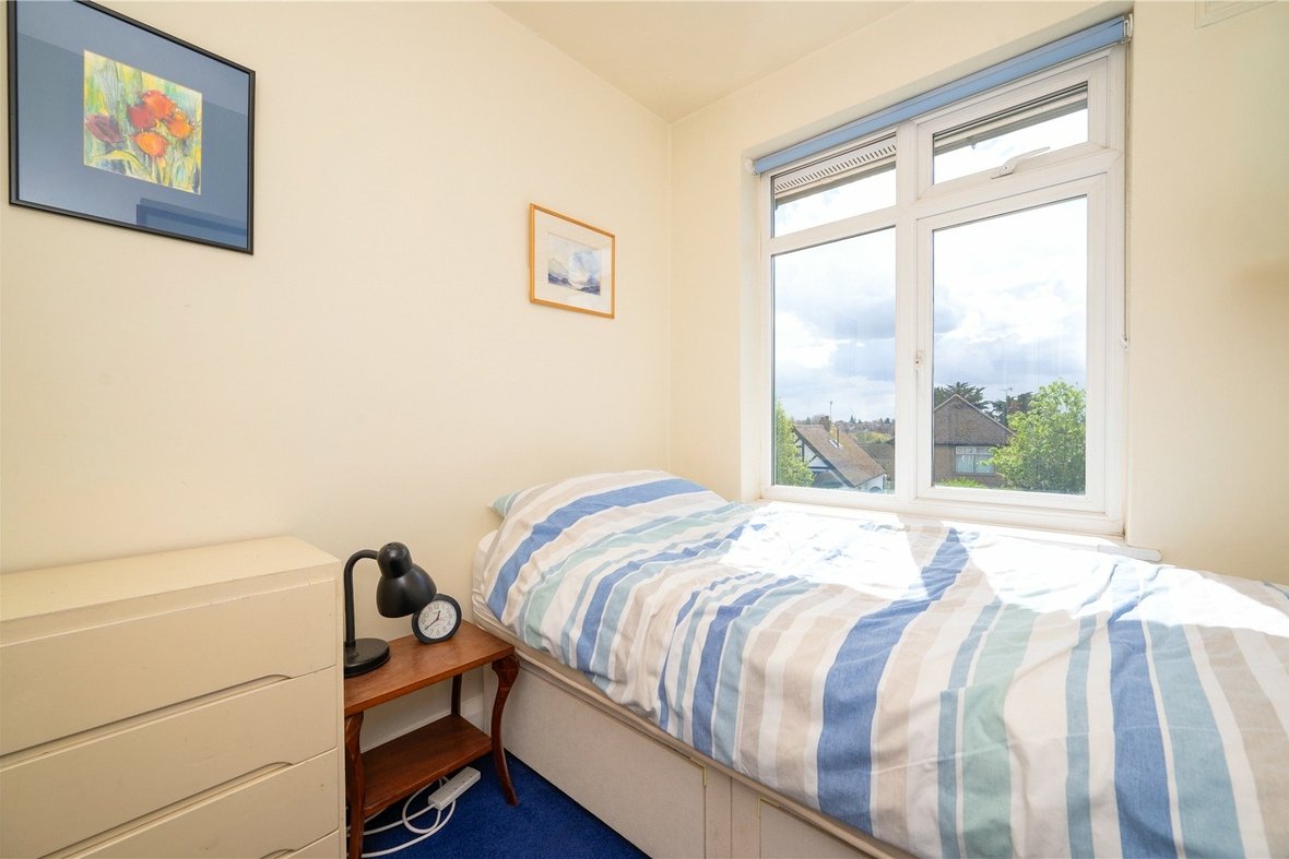 4 Bedroom House For SaleHouse For Sale in Green Lane, St. Albans, Hertfordshire - View 14 - Collinson Hall