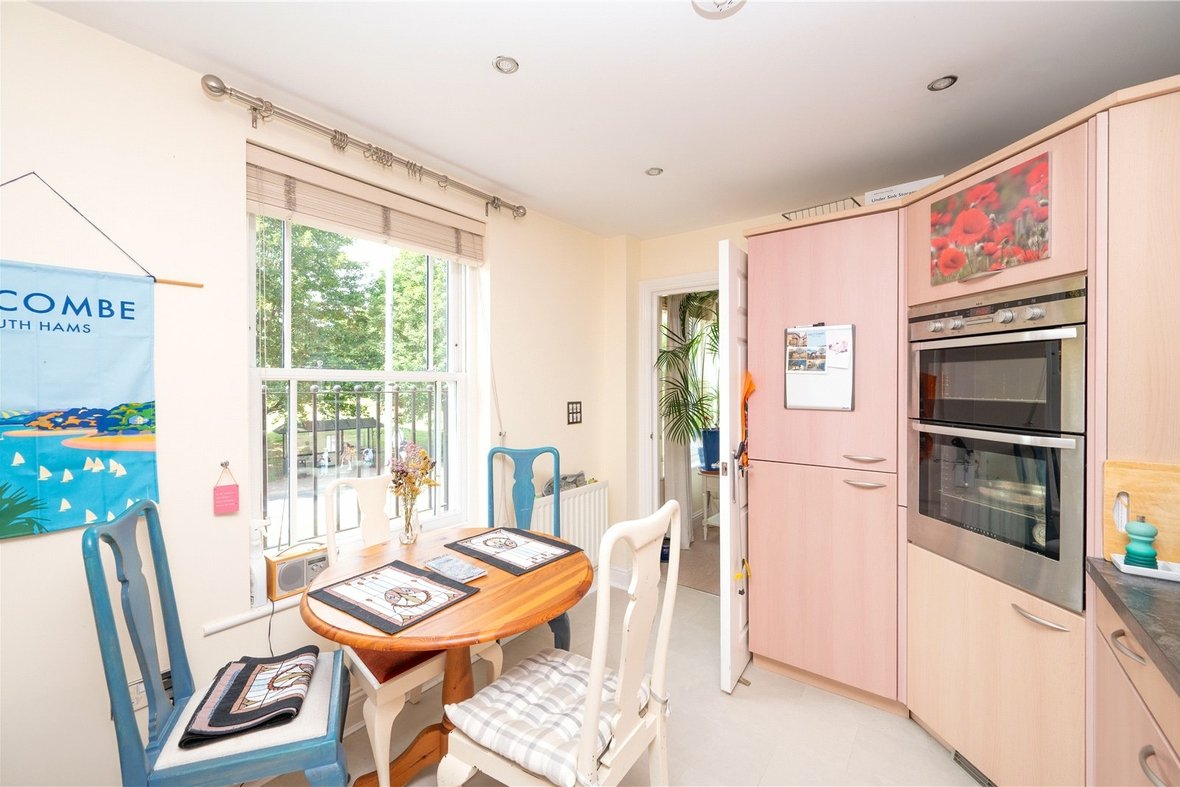 2 Bedroom Apartment New InstructionApartment New Instruction in Holywell Hill, St. Albans, Hertfordshire - View 4 - Collinson Hall