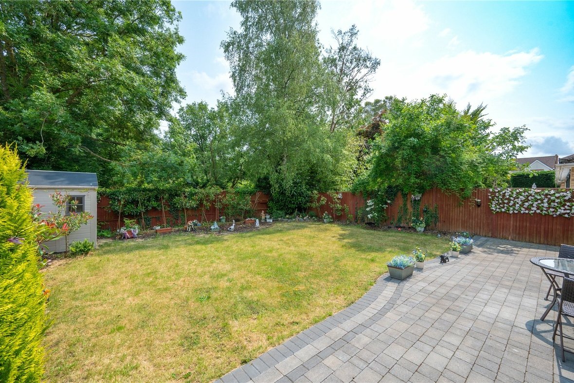 3 Bedroom Bungalow New InstructionBungalow New Instruction in Heracles Close, Park Street, St. Albans - View 12 - Collinson Hall