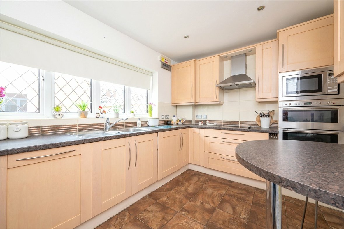 3 Bedroom Bungalow New InstructionBungalow New Instruction in Heracles Close, Park Street, St. Albans - View 4 - Collinson Hall