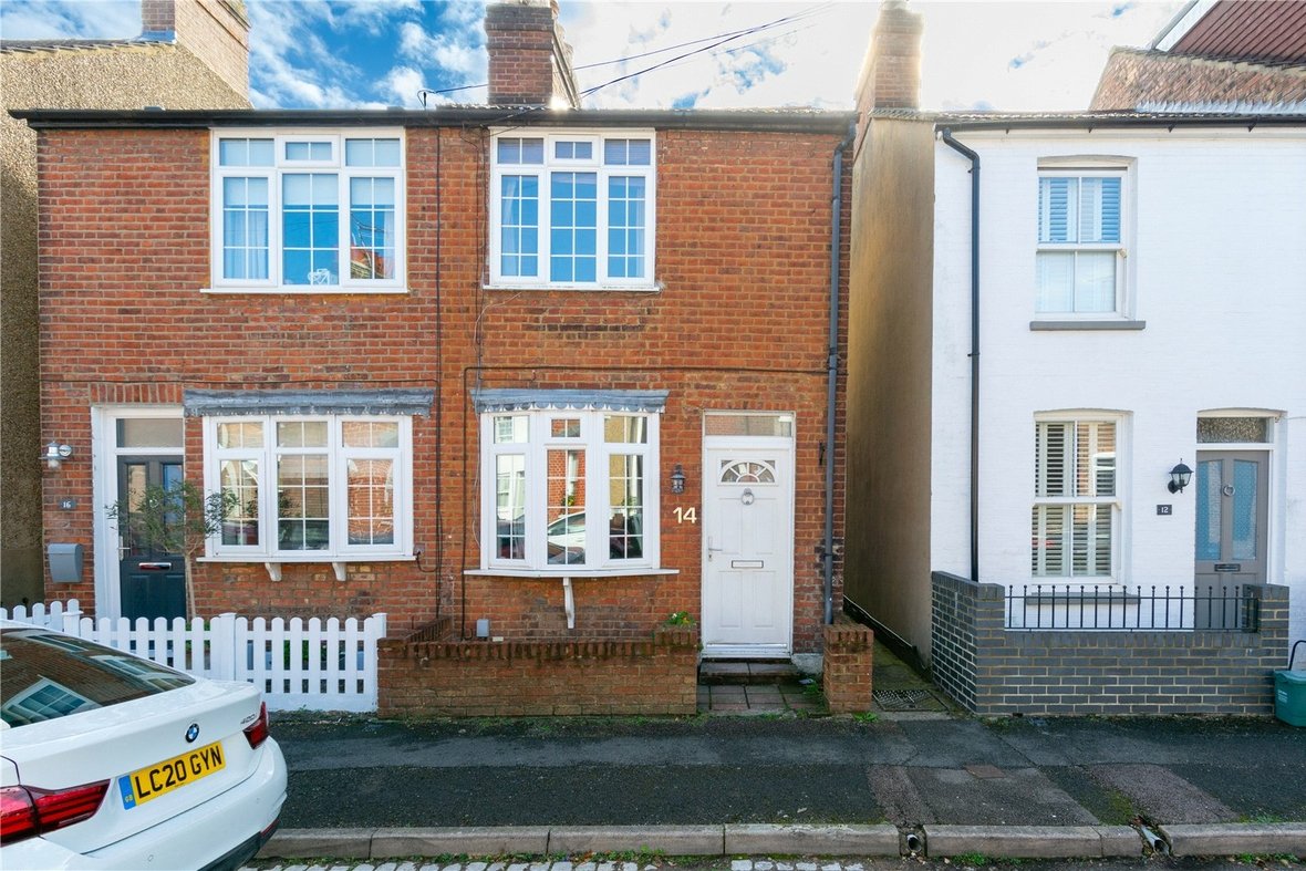 2 Bedroom House For Sale in Upper Heath Road, St. Albans - View 18 - Collinson Hall