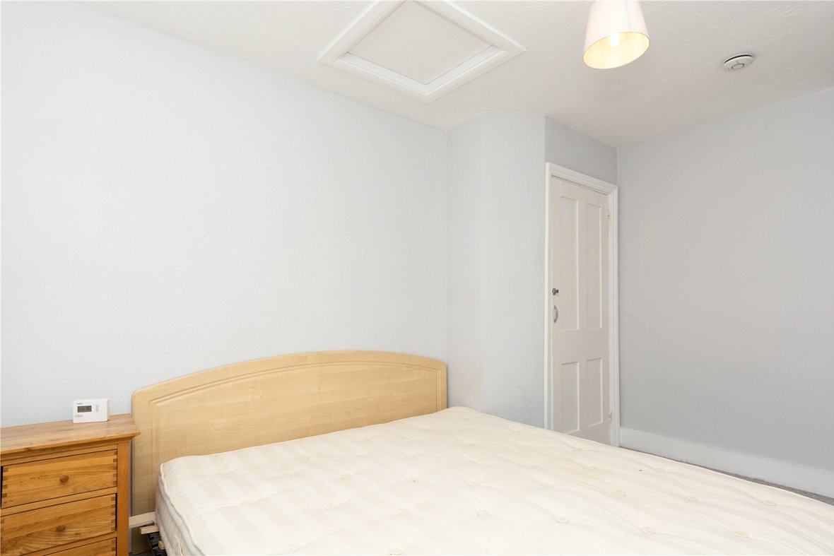 2 Bedroom Apartment Let in Alma Road, St. Albans, Hertfordshire - View 8 - Collinson Hall