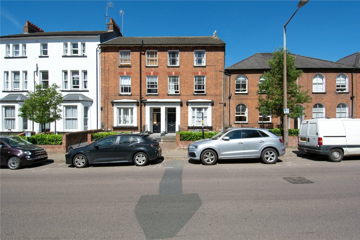 2 Bedroom Apartment Let in Alma Road, St. Albans, Hertfordshire - View 1 - Collinson Hall