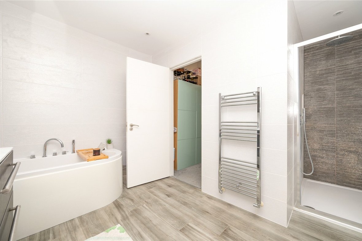 2 Bedroom  New Instruction New Instruction in Alma Road, St. Albans, Hertfordshire - View 11 - Collinson Hall