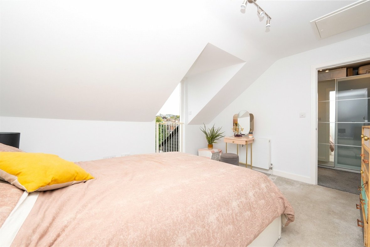 2 Bedroom  New Instruction New Instruction in Alma Road, St. Albans, Hertfordshire - View 10 - Collinson Hall