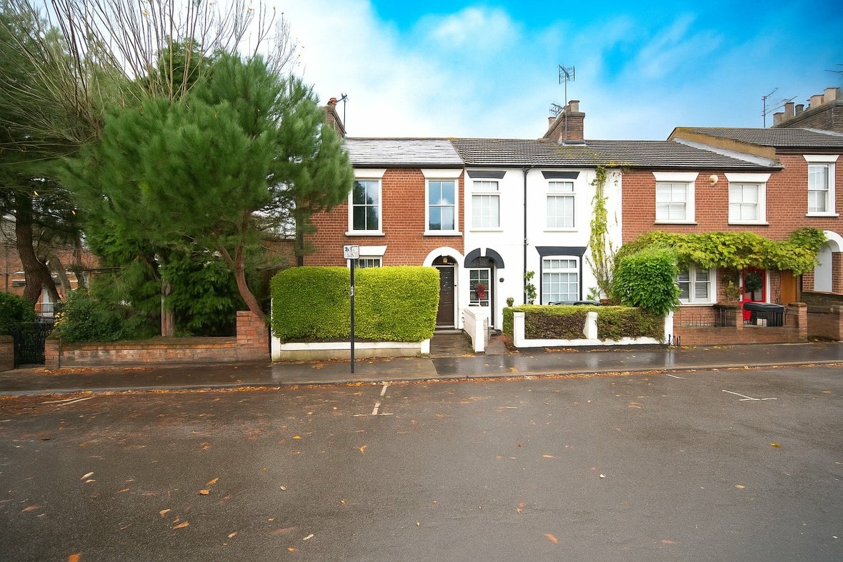 2 Bedroom House For SaleHouse For Sale in Oswald  Road, St. Albans, Hertfordshire - View 1 - Collinson Hall