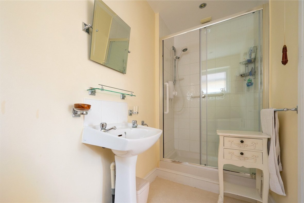 4 Bedroom House New InstructionHouse New Instruction in Watford Road, St. Albans, Hertfordshire - View 13 - Collinson Hall