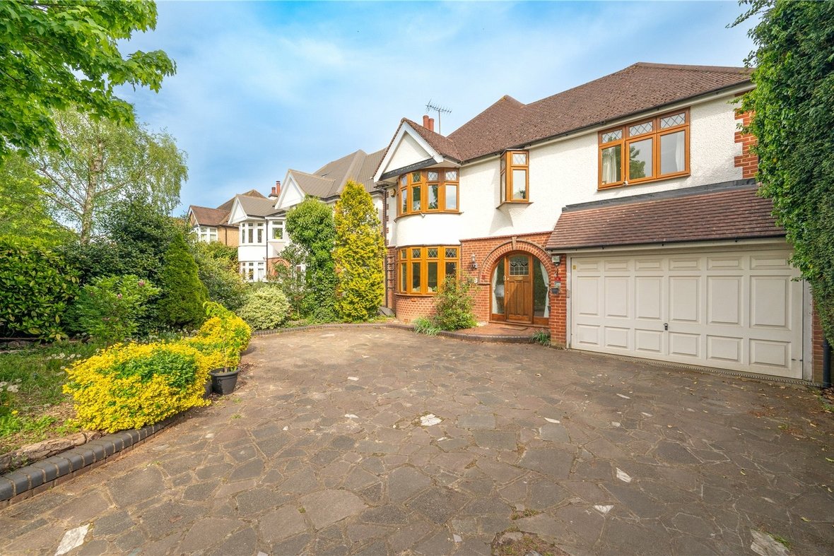 4 Bedroom House New InstructionHouse New Instruction in Watford Road, St. Albans, Hertfordshire - View 15 - Collinson Hall