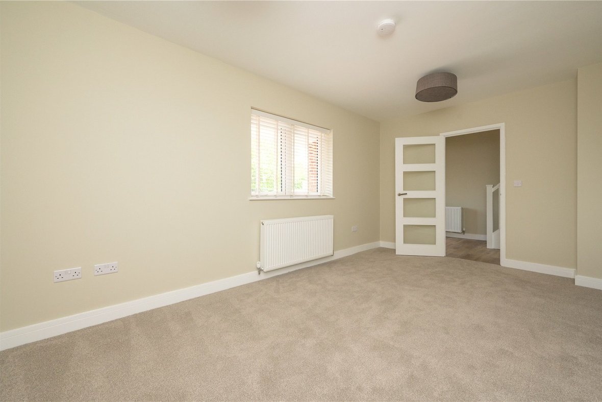 4 Bedroom House LetHouse Let in Telford Road, London Colney, St. Albans - View 13 - Collinson Hall