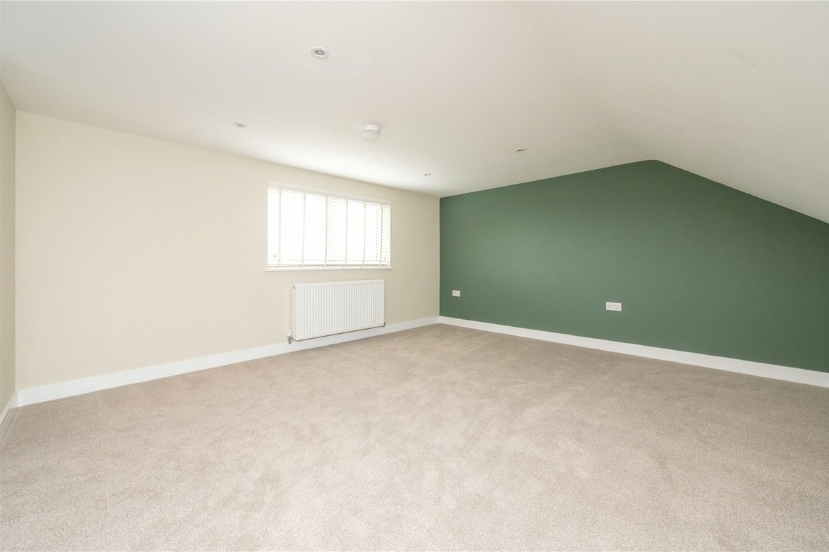 4 Bedroom House LetHouse Let in Telford Road, London Colney, St. Albans - View 9 - Collinson Hall
