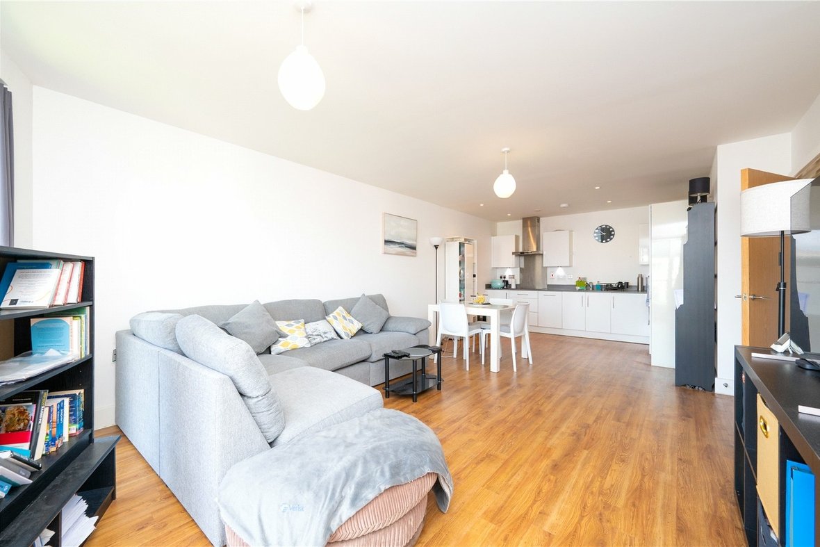 2 Bedroom Apartment New InstructionApartment New Instruction in Charrington Place, St. Albans, Hertfordshire - View 8 - Collinson Hall