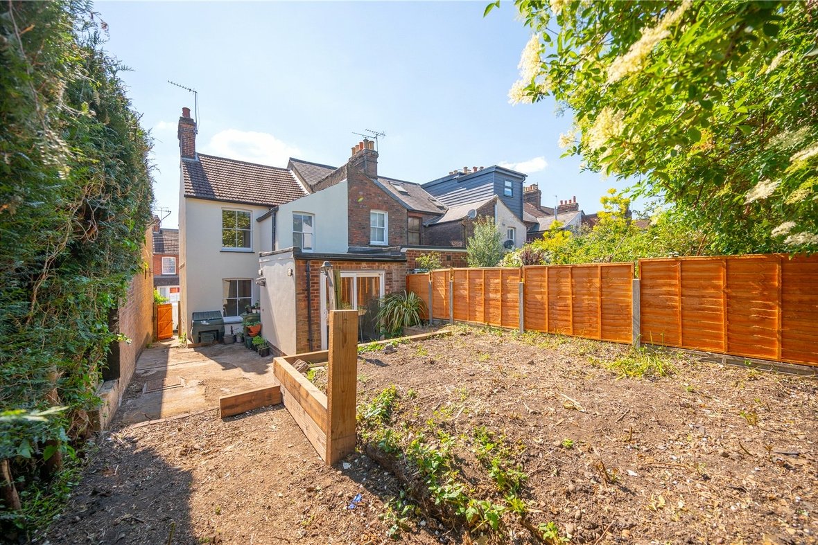 2 Bedroom House Sold Subject to ContractHouse Sold Subject to Contract in Albion Road, St. Albans, Hertfordshire - View 9 - Collinson Hall