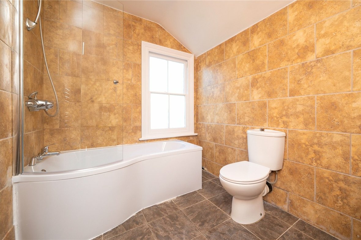 2 Bedroom House Sold Subject to ContractHouse Sold Subject to Contract in Albion Road, St. Albans, Hertfordshire - View 10 - Collinson Hall