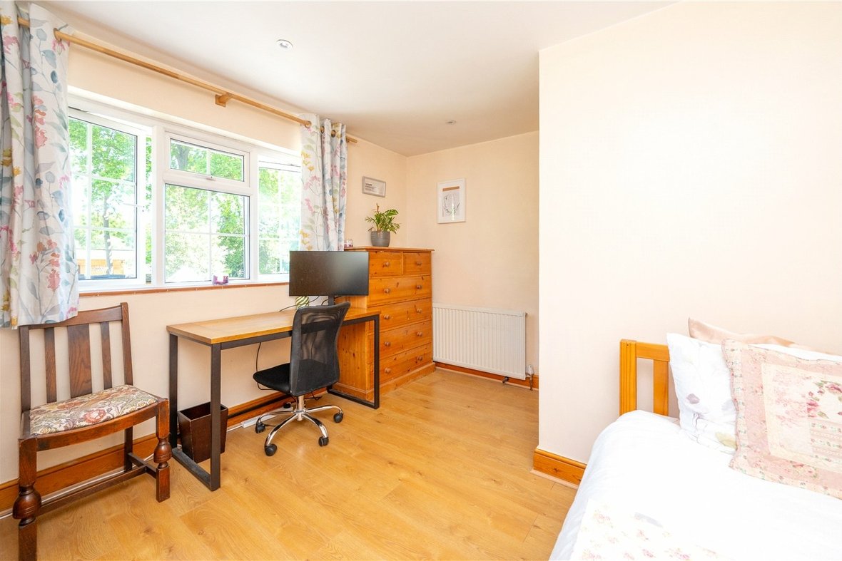 3 Bedroom House New InstructionHouse New Instruction in Claremont, Bricket Wood, St. Albans - View 7 - Collinson Hall