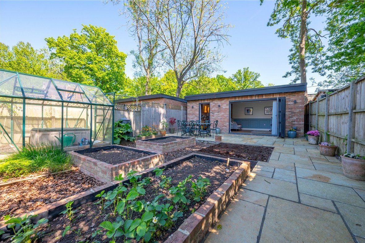 3 Bedroom House New InstructionHouse New Instruction in Claremont, Bricket Wood, St. Albans - View 16 - Collinson Hall