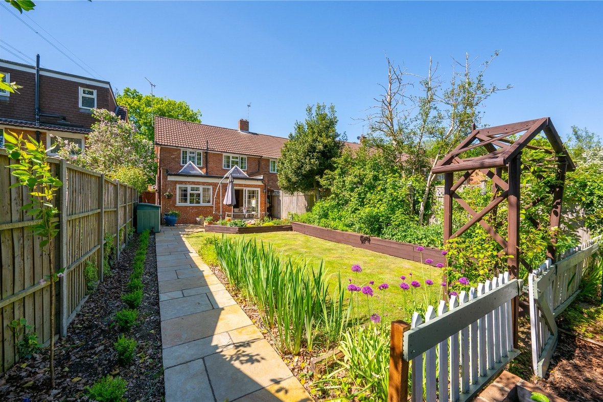 3 Bedroom House New InstructionHouse New Instruction in Claremont, Bricket Wood, St. Albans - View 9 - Collinson Hall
