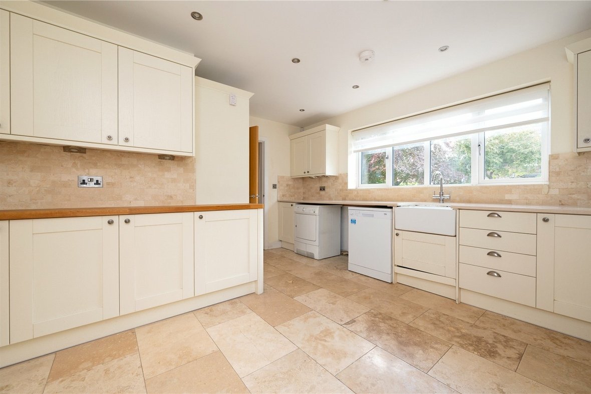 3 Bedroom House New InstructionHouse New Instruction in Park Street Lane, Park Street, St. Albans - View 13 - Collinson Hall