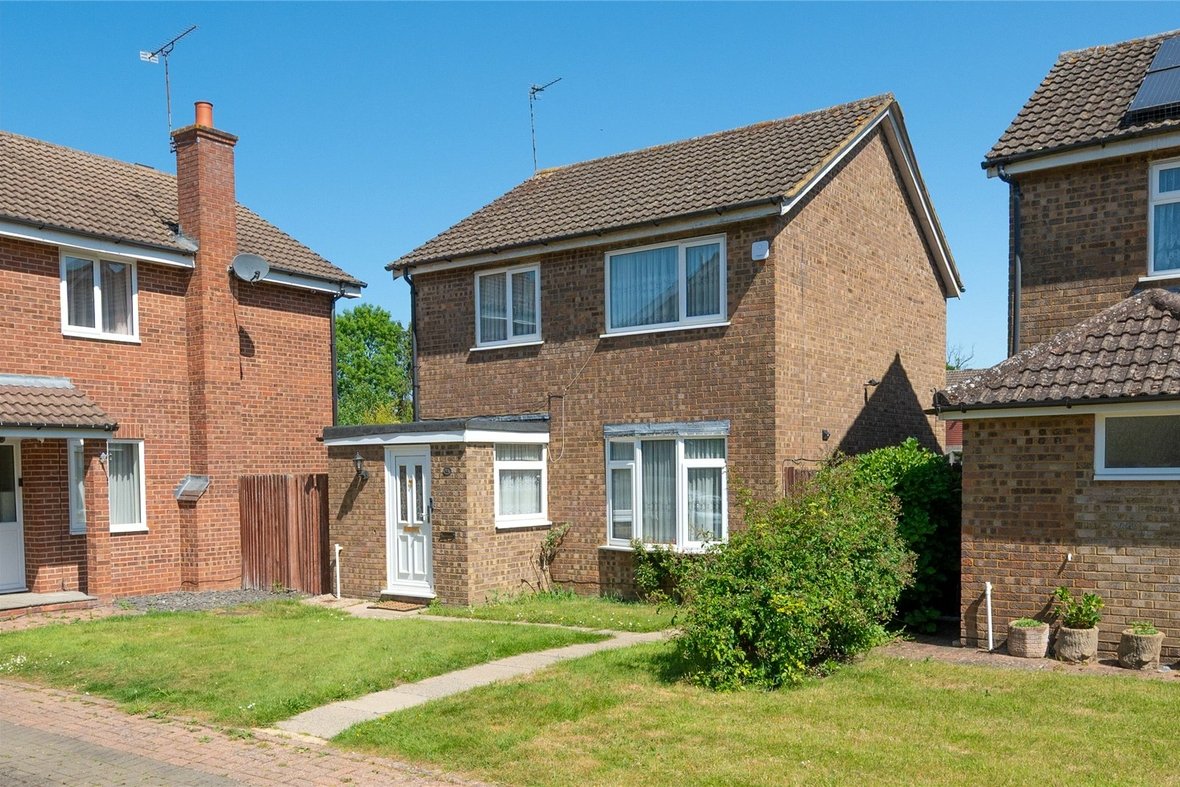 3 Bedroom House New InstructionHouse New Instruction in Maplefield, Park Street, St. Albans - View 15 - Collinson Hall