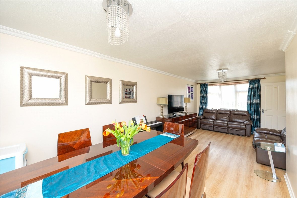 3 Bedroom House New InstructionHouse New Instruction in Maplefield, Park Street, St. Albans - View 4 - Collinson Hall