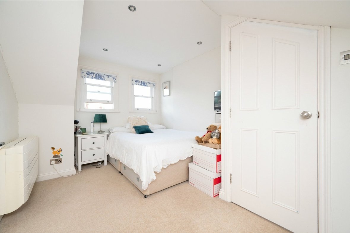 3 Bedroom House New InstructionHouse New Instruction in Liverpool Road, St. Albans, Hertfordshire - View 21 - Collinson Hall