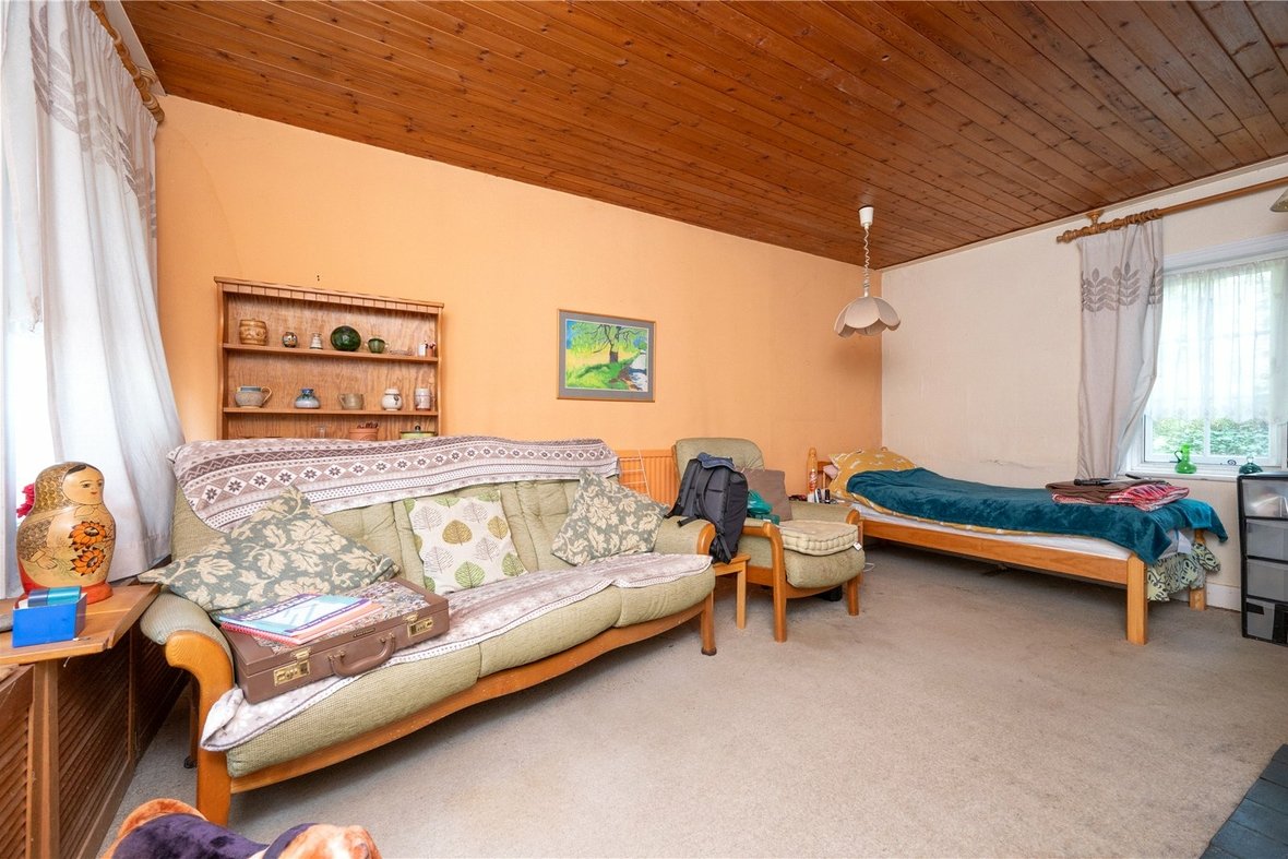3 Bedroom  New Instruction New Instruction in Old London Road, St. Albans, Hertfordshire - View 8 - Collinson Hall