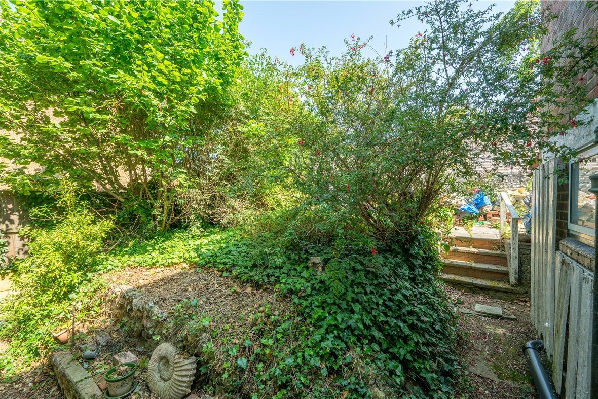 3 Bedroom  New Instruction New Instruction in Old London Road, St. Albans, Hertfordshire - View 6 - Collinson Hall