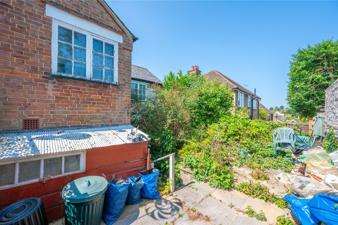 3 Bedroom  New Instruction New Instruction in Old London Road, St. Albans, Hertfordshire - View 10 - Collinson Hall