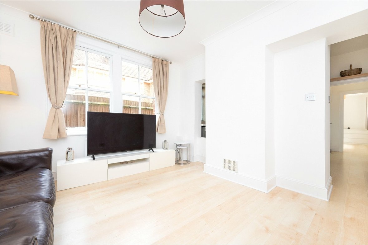 1 Bedroom Apartment New InstructionApartment New Instruction in Beaconsfield Road, St. Albans, Hertfordshire - View 2 - Collinson Hall