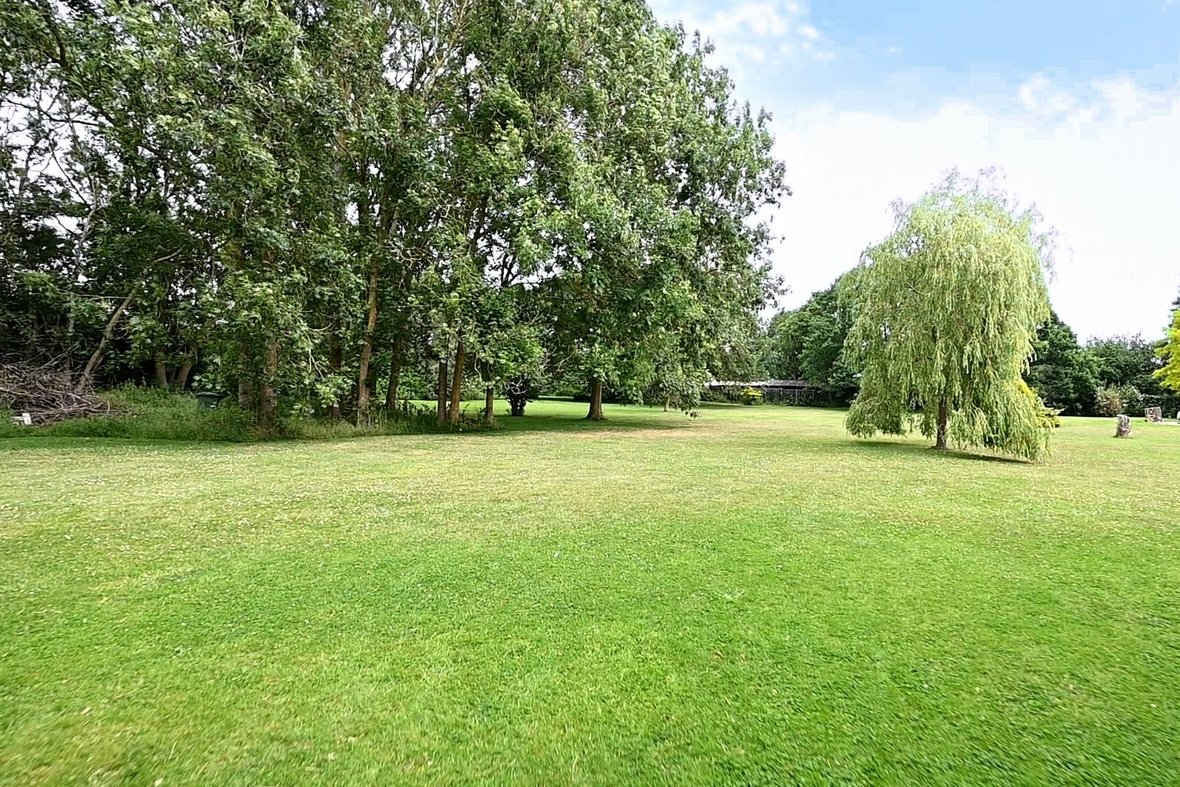2 Bedroom House New InstructionHouse New Instruction in Belvedere Gardens, Watford Road, St. Albans - View 12 - Collinson Hall