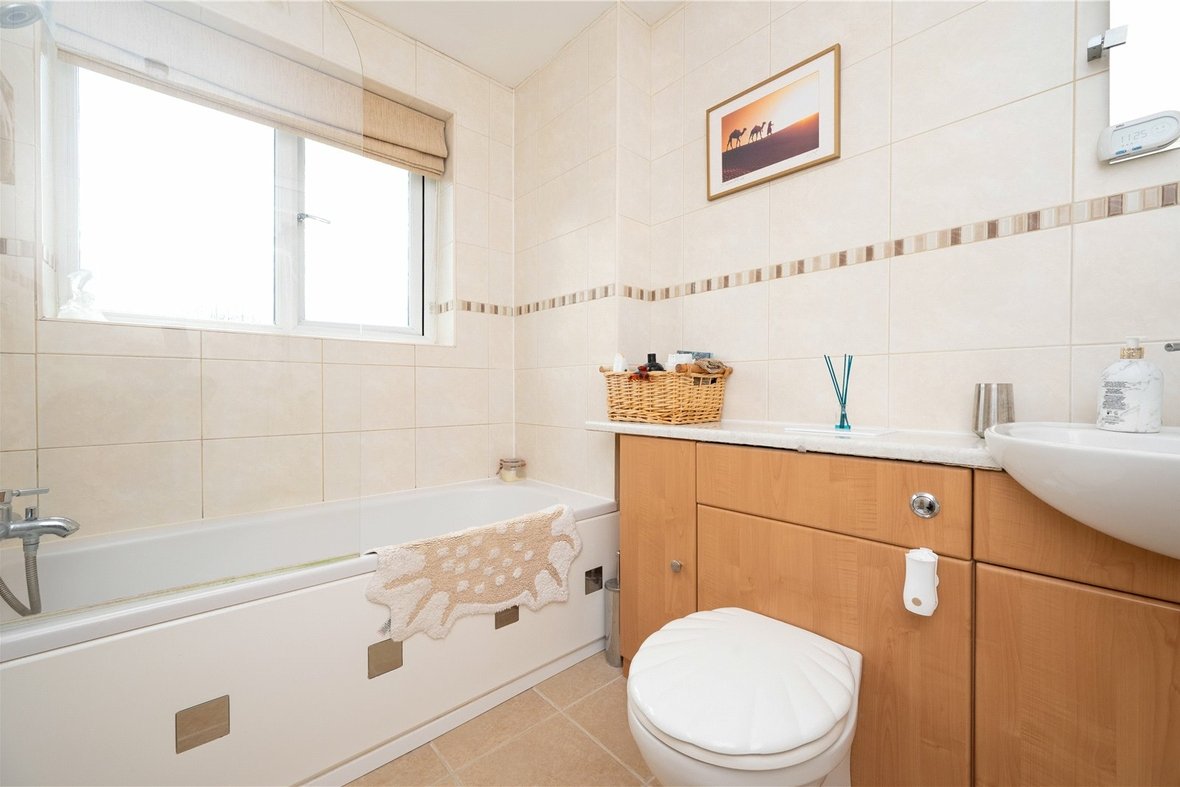 2 Bedroom House New InstructionHouse New Instruction in Belvedere Gardens, Watford Road, St. Albans - View 7 - Collinson Hall
