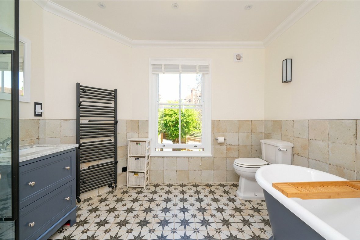 3 Bedroom House New InstructionHouse New Instruction in St. Peters Road, St. Albans, Hertfordshire - View 8 - Collinson Hall