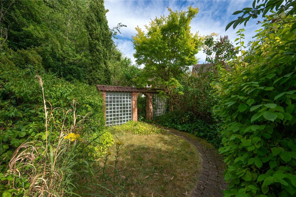 4 Bedroom House To LetHouse To Let in Suffolk Close, London Colney, St. Albans - View 8 - Collinson Hall
