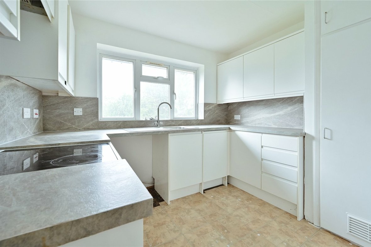 2 Bedroom Maisonette To LetMaisonette To Let in Church End, Sandridge, St. Albans - View 5 - Collinson Hall
