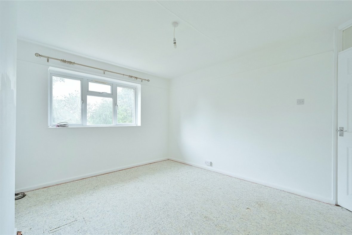 2 Bedroom Maisonette To LetMaisonette To Let in Church End, Sandridge, St. Albans - View 2 - Collinson Hall