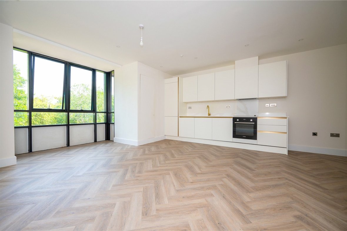 Apartment New Instruction in Hatfield Road, St. Albans, Hertfordshire - View 2 - Collinson Hall