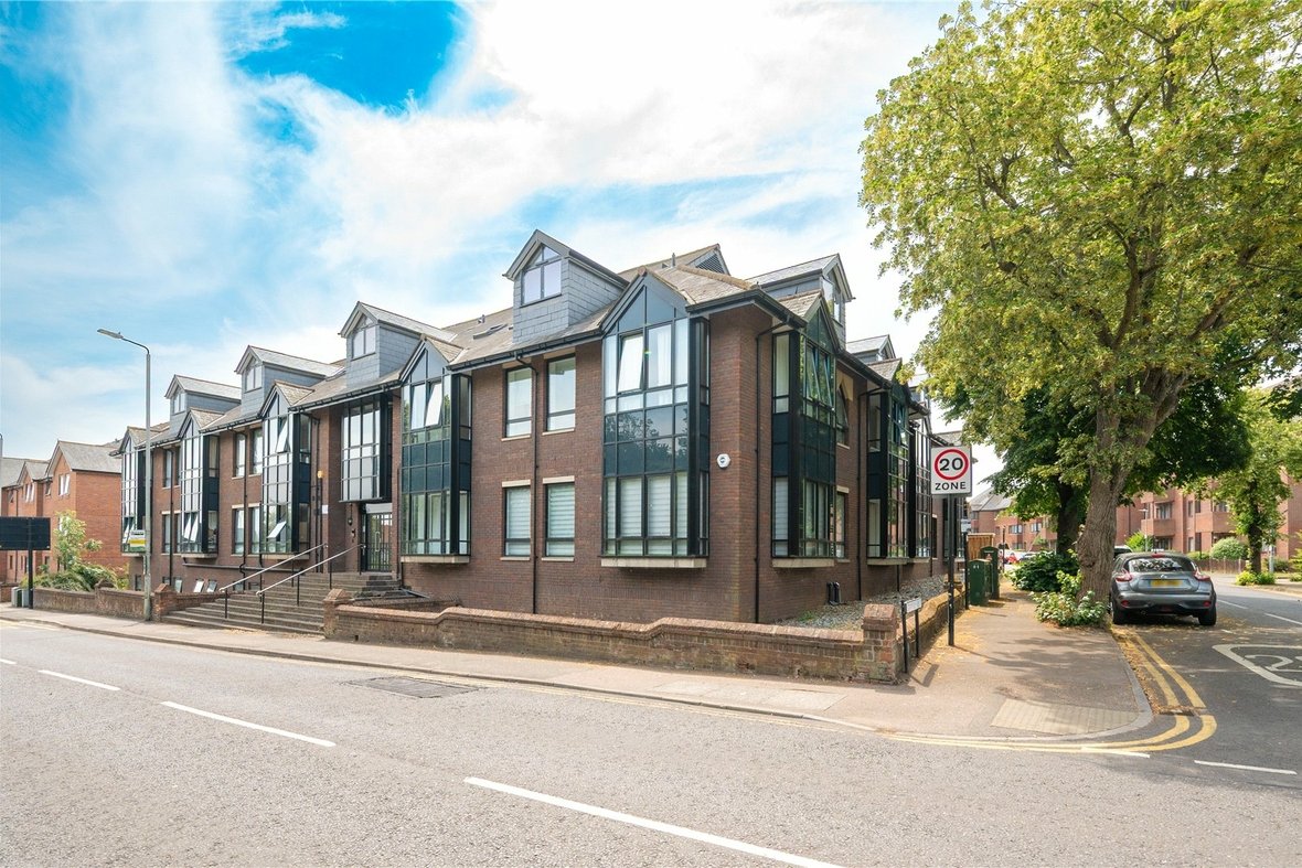 Apartment New Instruction in Hatfield Road, St. Albans, Hertfordshire - View 1 - Collinson Hall