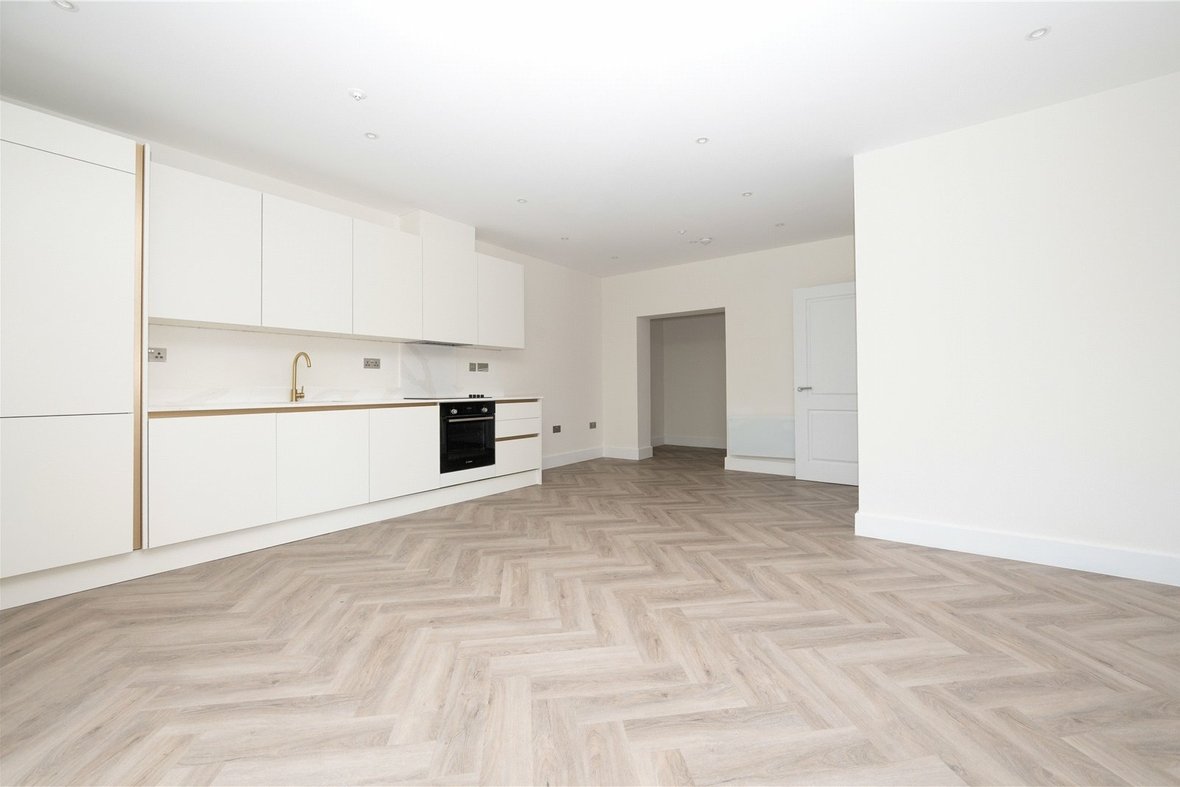 Apartment New Instruction in Hatfield Road, St. Albans, Hertfordshire - View 3 - Collinson Hall