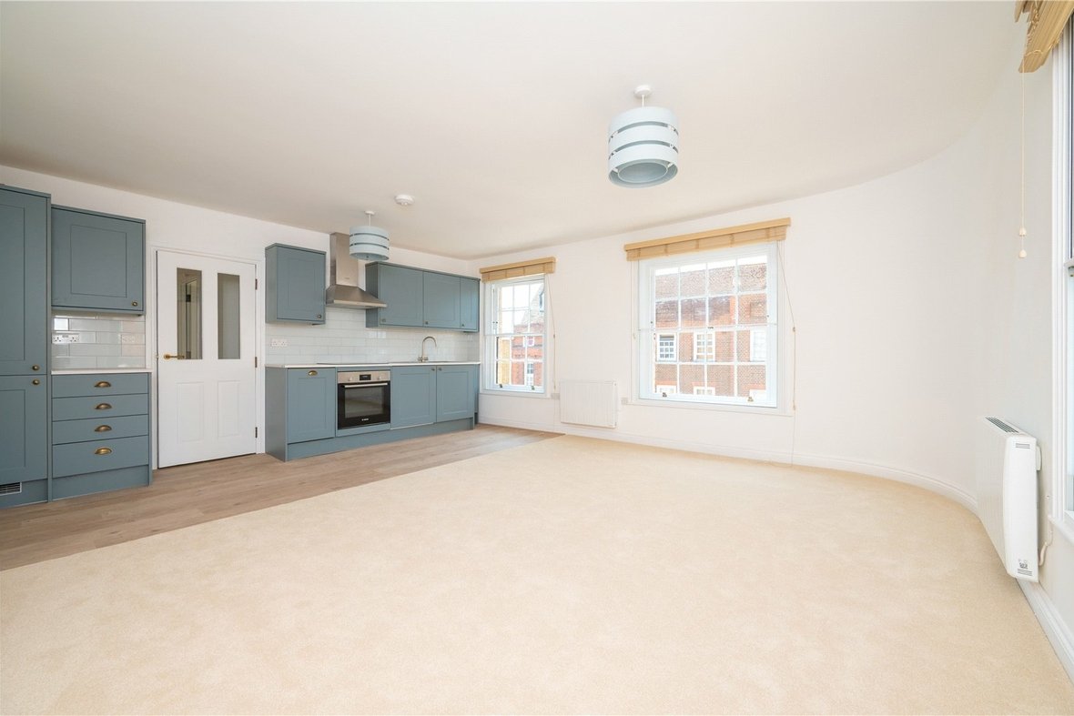 1 Bedroom Apartment New InstructionApartment New Instruction in High Street, St. Albans, Hertfordshire - View 4 - Collinson Hall