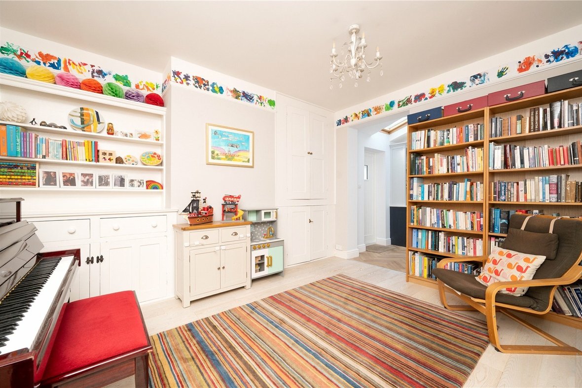 4 Bedroom House New InstructionHouse New Instruction in Upper Heath Road, St. Albans, Hertfordshire - View 6 - Collinson Hall