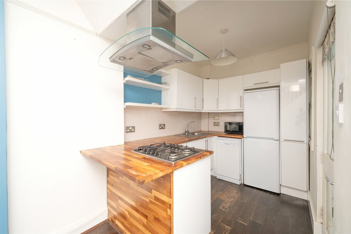 2 Bedroom House Sold Subject to ContractHouse Sold Subject to Contract in Oster Street, St. Albans, Hertfordshire - View 12 - Collinson Hall