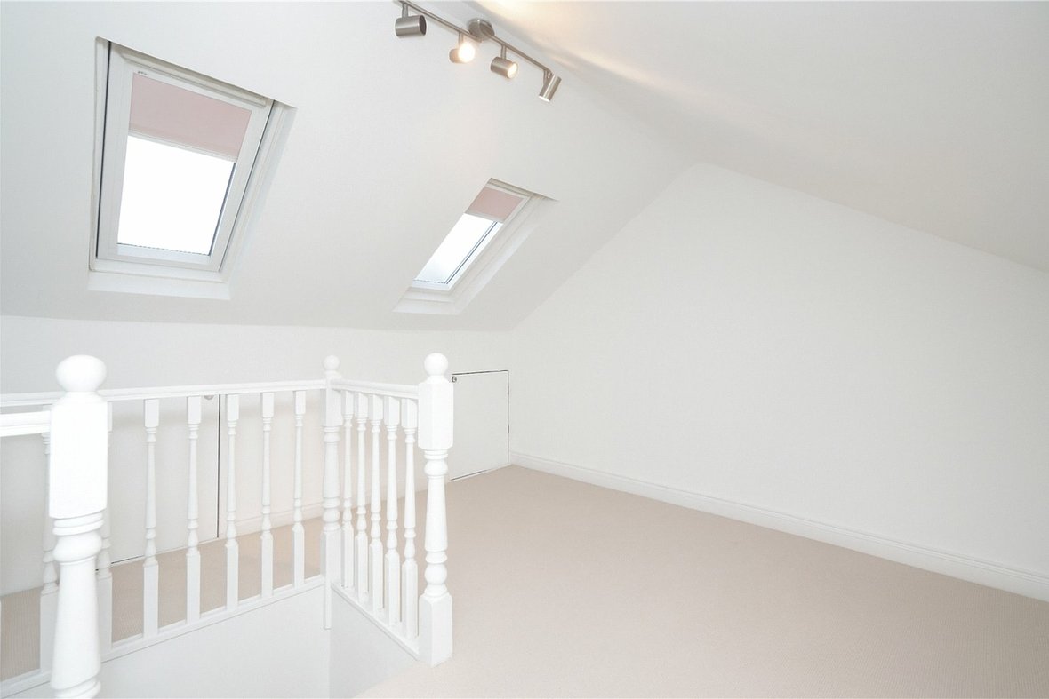 2 Bedroom House Sold Subject to ContractHouse Sold Subject to Contract in Oster Street, St. Albans, Hertfordshire - View 8 - Collinson Hall