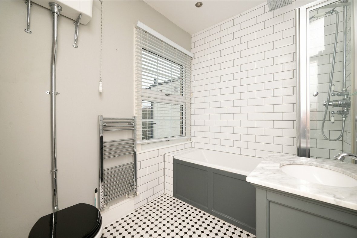 2 Bedroom House Sold Subject to ContractHouse Sold Subject to Contract in Oster Street, St. Albans, Hertfordshire - View 18 - Collinson Hall