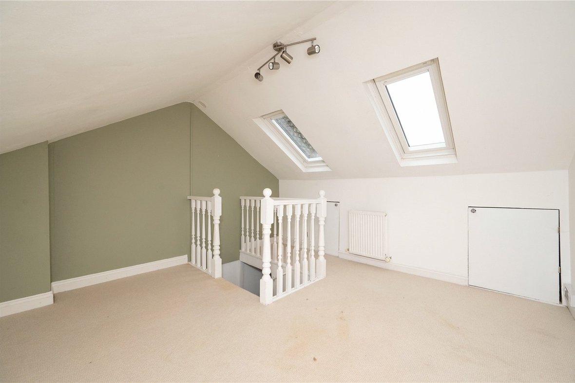 2 Bedroom House Sold Subject to ContractHouse Sold Subject to Contract in Oster Street, St. Albans, Hertfordshire - View 20 - Collinson Hall